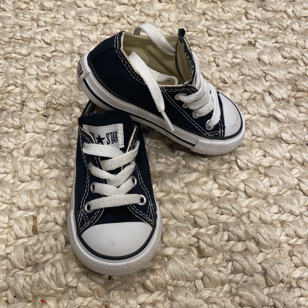 Converse toddler size 5